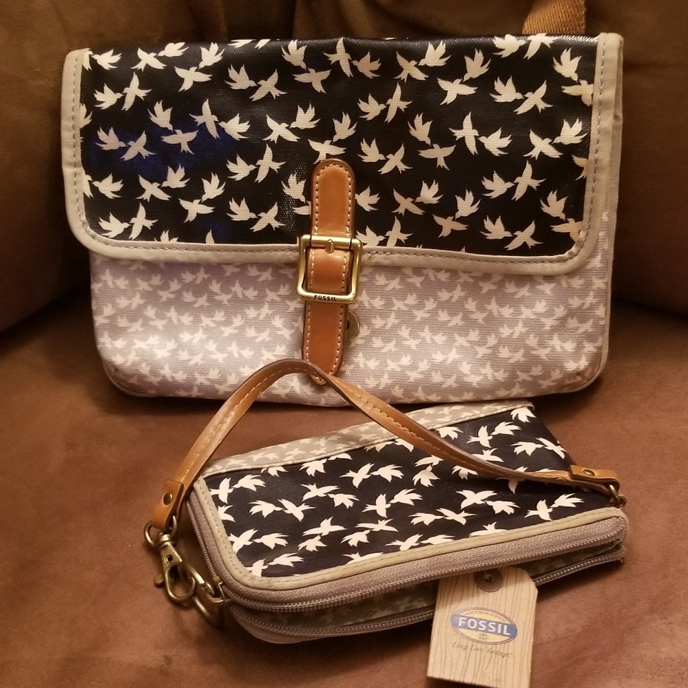 Fossil crossbody and wristlet
